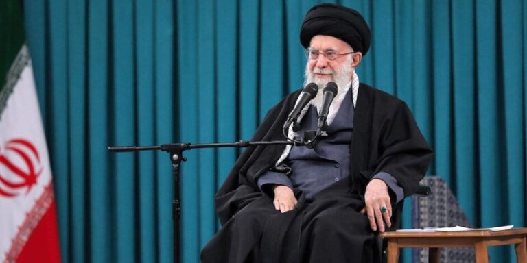 hamaney-dusmanlarin-plani-irani-bolmek-UfP9Z3KY.jpg
